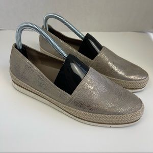 Donald J Pliner Women's Palm Taupe Metallic Sneaker Size 7.5